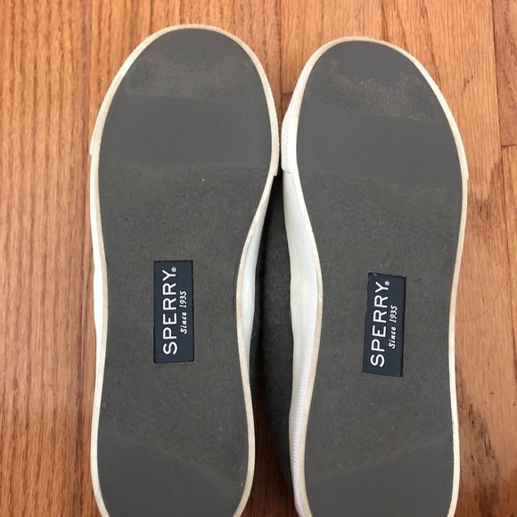 Sperry Sky Sail Sneaker Gray with Silver Laces - Picture 3 of 6